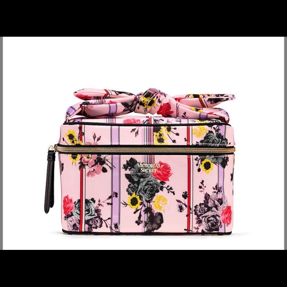 Victoria's Secret Handbags - Victoria’s Secret Weekender Train Case
